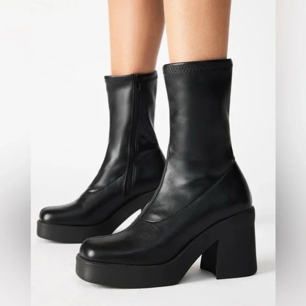 Olivia & Kate Black Platform Boots Black Size 7.5 M Party Going Out Punk Goth
